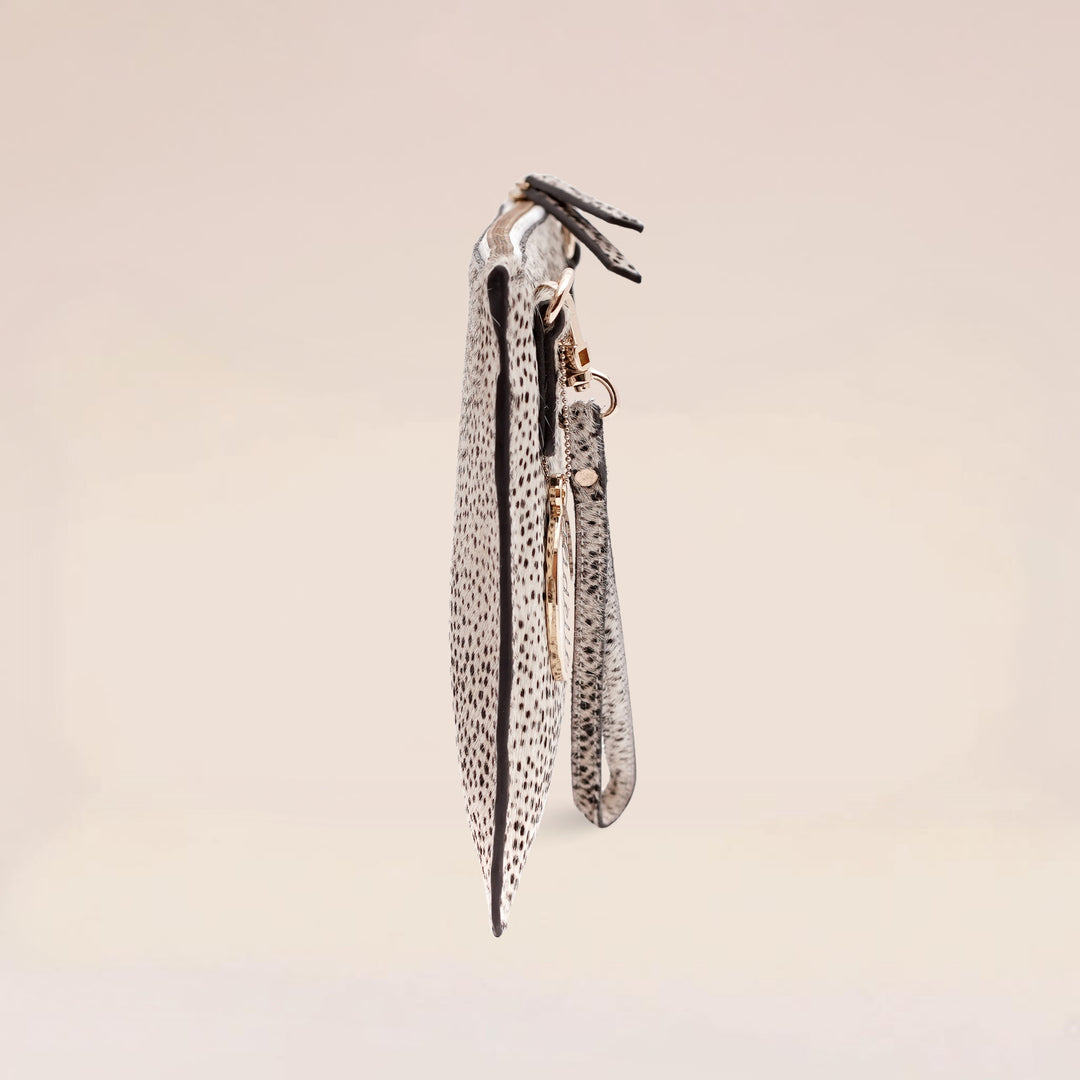 Elena Clutch Black/white - HIDELLE