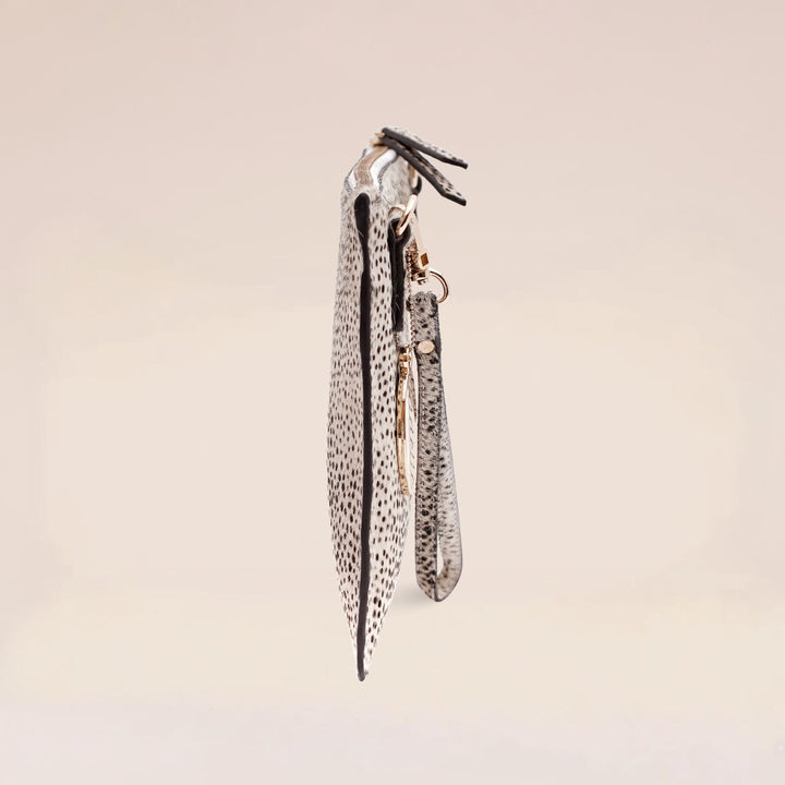 Elena Clutch Black/white - HIDELLE