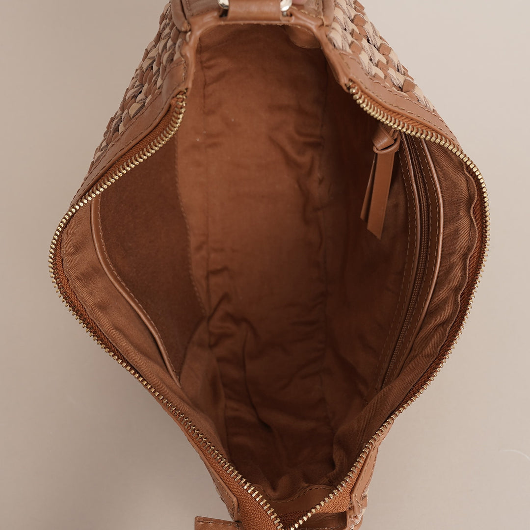 Zoe Sling Bag Tan/beige - HIDELLE
