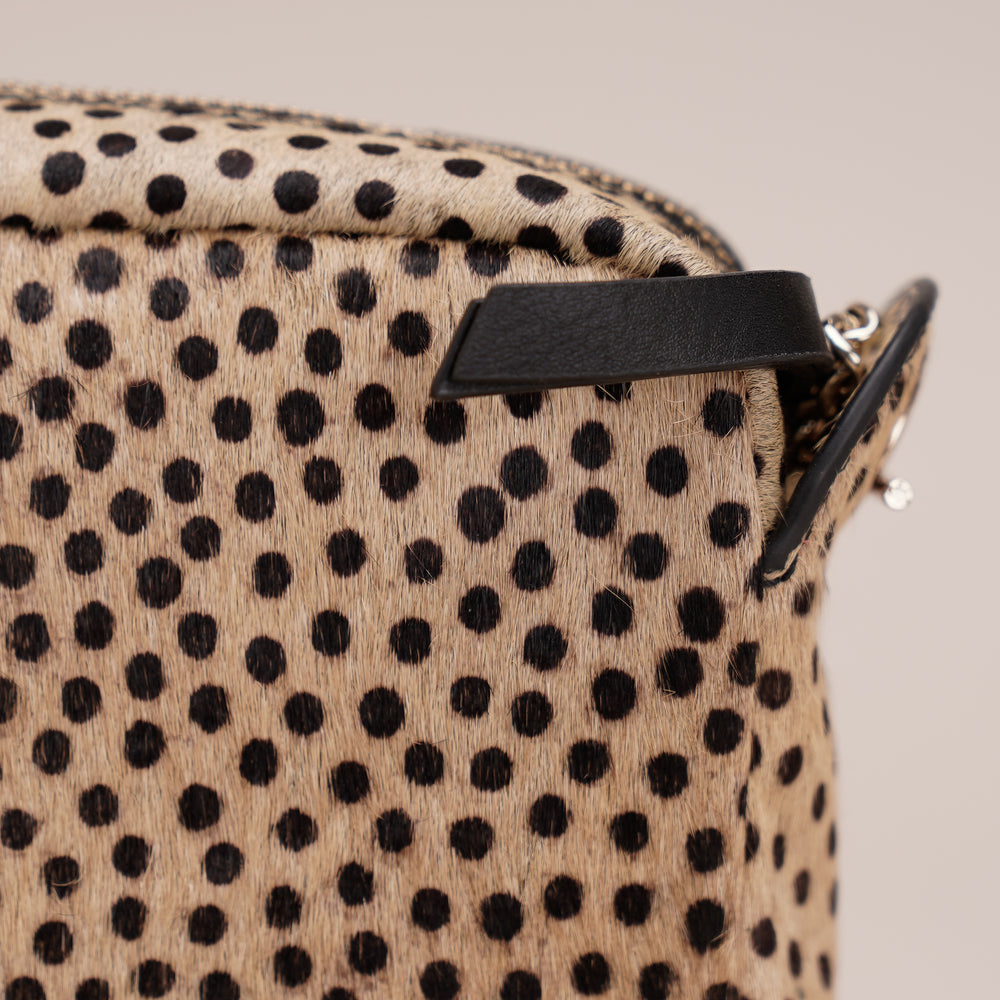 Charles Sling Bag Leopard Small Print - HIDELLE