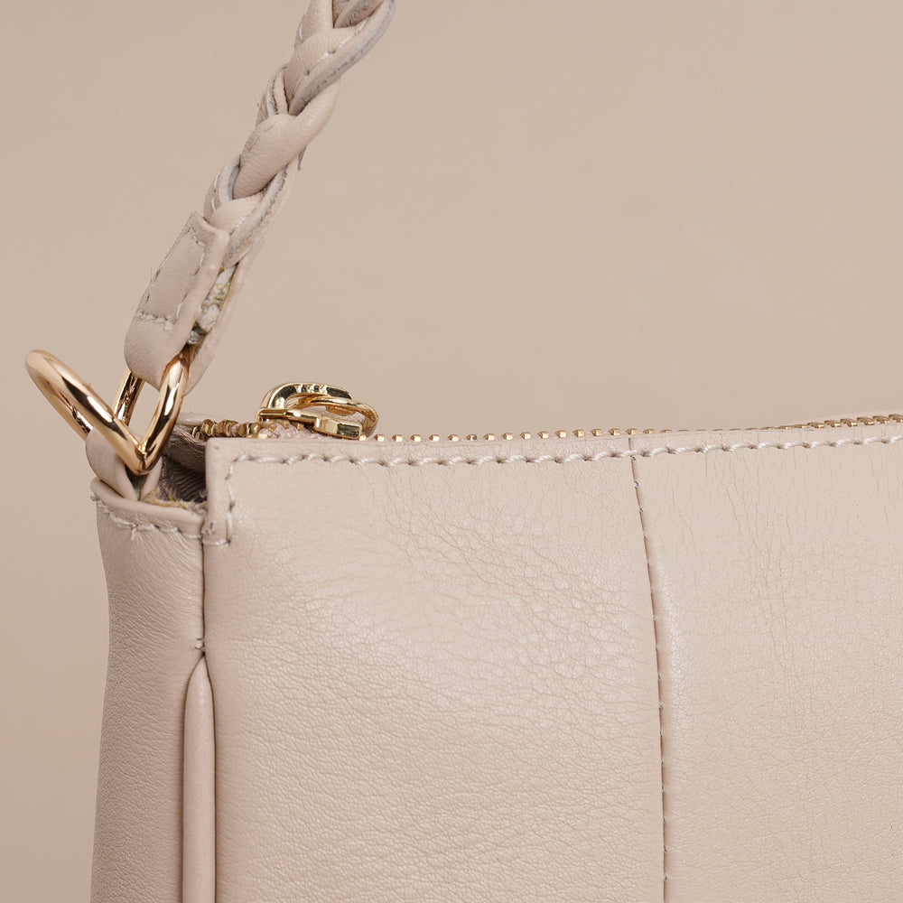 Emma Sling Bag Nude - HIDELLE