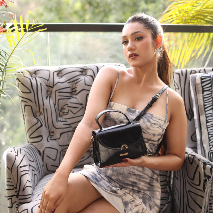 MINI COLETTE SLING BAG BLACK