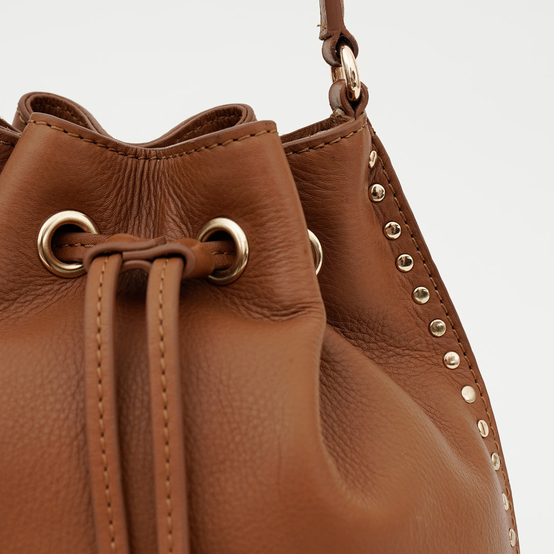 VICTORIA SLING BAG TAN