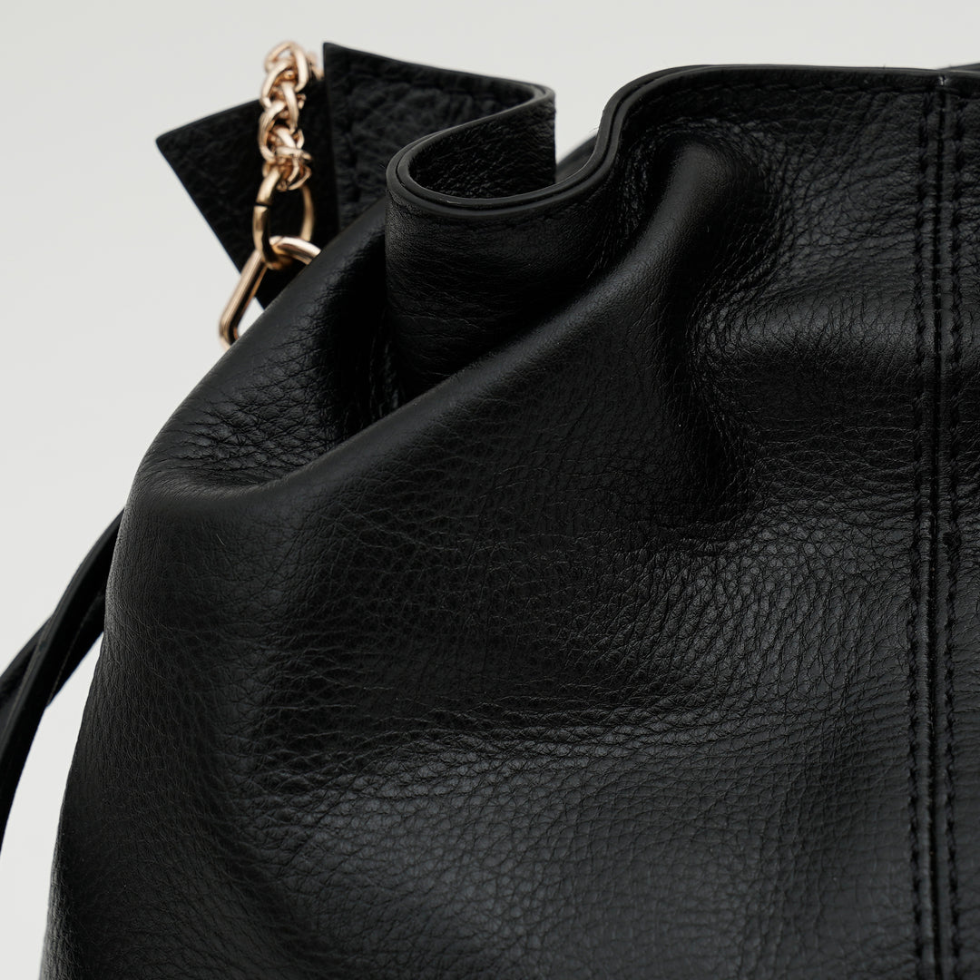 CLEMENCE SLING BAG BLACK