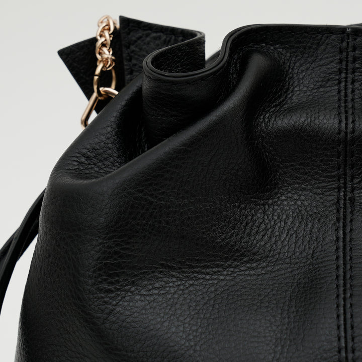 CLEMENCE SLING BAG BLACK